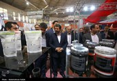 بازدید استاندار همدان از نمایشگاه و جشنواره بزرگ ورزشی عزت و پیشرفت