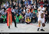 بررسی مسائل حوزه هنر و تئاتر خیابانی مریوان