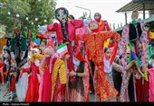 Фестиваль уличных театров прошел в городе Мариван в Иране