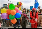 Фестиваль уличных театров прошел в городе Мариван в Иране