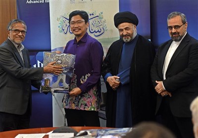 قرآني،قرآن،اسلامي،مالزي،همايش،ايران،مطالعات،انسان،انديشمندان ...