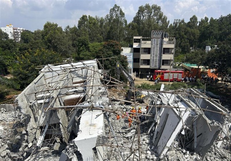 Building Collapses during Heavy Rains in Southern India city, Killing at Least 5 Workers