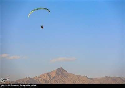 همایش خلبانان پاراگلایدر-یزد