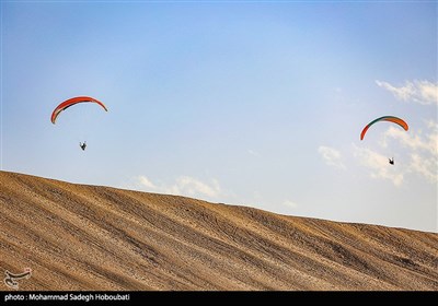 همایش خلبانان پاراگلایدر-یزد