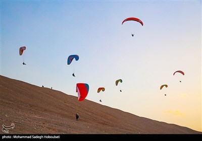 همایش خلبانان پاراگلایدر-یزد