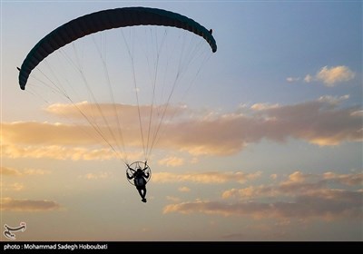 همایش خلبانان پاراگلایدر-یزد