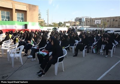 نواختن زنگ ایثار و مقاومت در مدارس بوشهر
