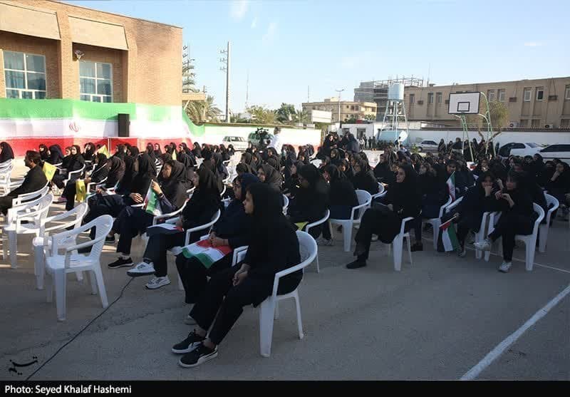 زنگ ایثار و مقاومت در مدارس بوشهر نواخته شد- عکس صفحه استان  ...
