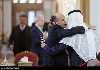 نشست عراقچی با سفرای خارجی