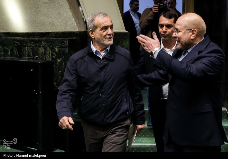 حضور رئیس جمهور در مجلس برای دفاع از لایحه بودجه 1404 کل کشو ...
