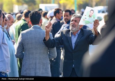 مراسم تشییع پیکر شهید امنیت هادی زارع در یزد