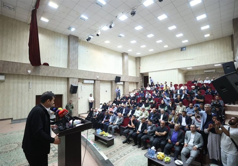 احمد دنیامالی , خلیج فارس , وزارت ورزش و جوانان , ورزش , 