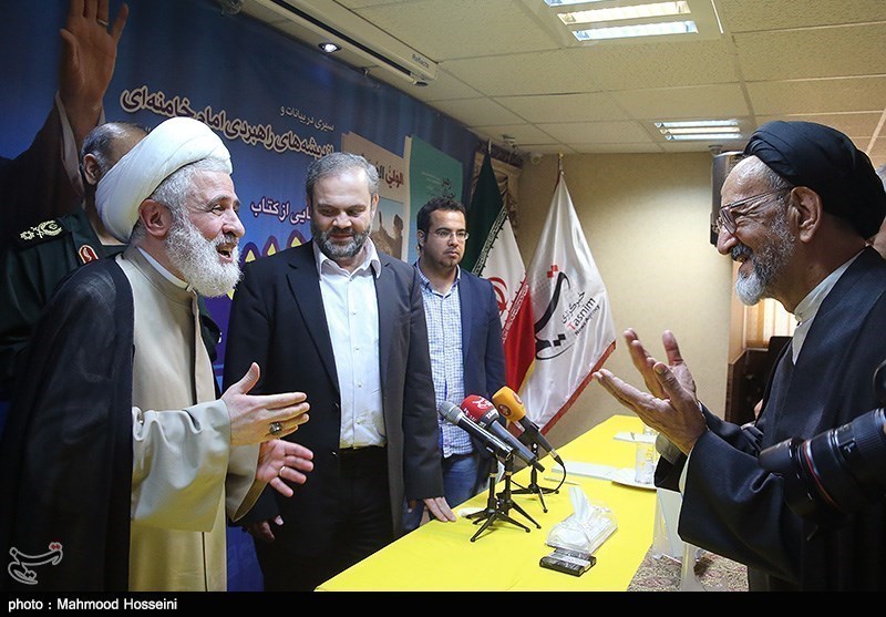 مراسم رونمایی از کتاب رهبر احیاگر در خبرگزاری تسنیم- عکس خبر ...