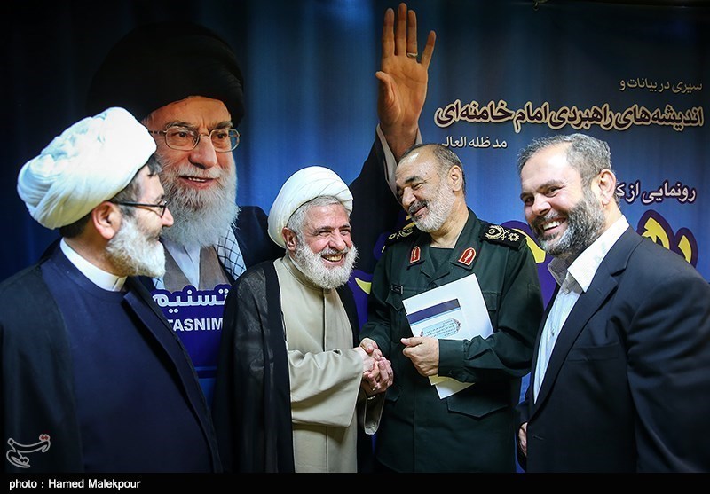 مراسم رونمایی از کتاب رهبر احیاگر در خبرگزاری تسنیم- عکس خبر ...