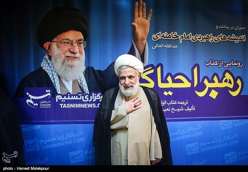 مراسم رونمایی از کتاب رهبر احیاگر در خبرگزاری تسنیم- عکس خبر ...