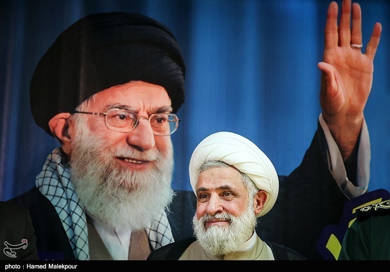 مراسم رونمایی از کتاب رهبر احیاگر در خبرگزاری تسنیم- عکس خبر ...