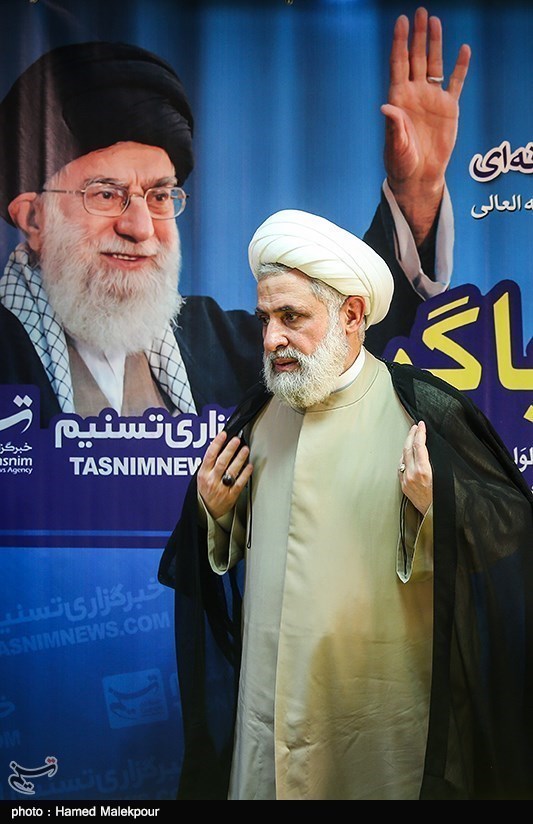 مراسم رونمایی از کتاب رهبر احیاگر در خبرگزاری تسنیم- عکس خبر ...