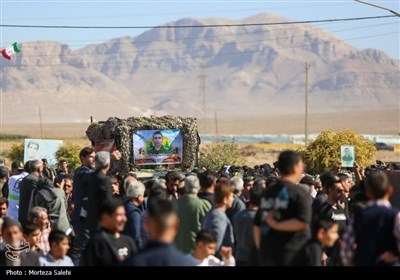مراسم تشییع پیکر سرباز مدافع وطن شهید پویا صالحی - اصفهان