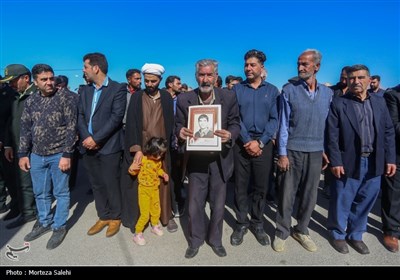 مراسم تشییع پیکر سرباز مدافع وطن شهید پویا صالحی - اصفهان
