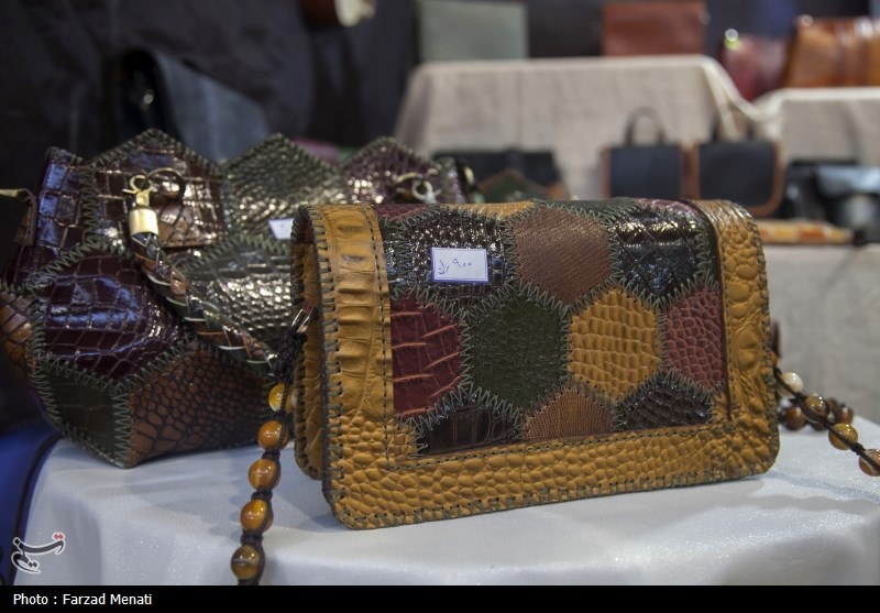 نمایشگاه سراسری صنایع دستی در کرمانشاه- عکس استانها تسنیم