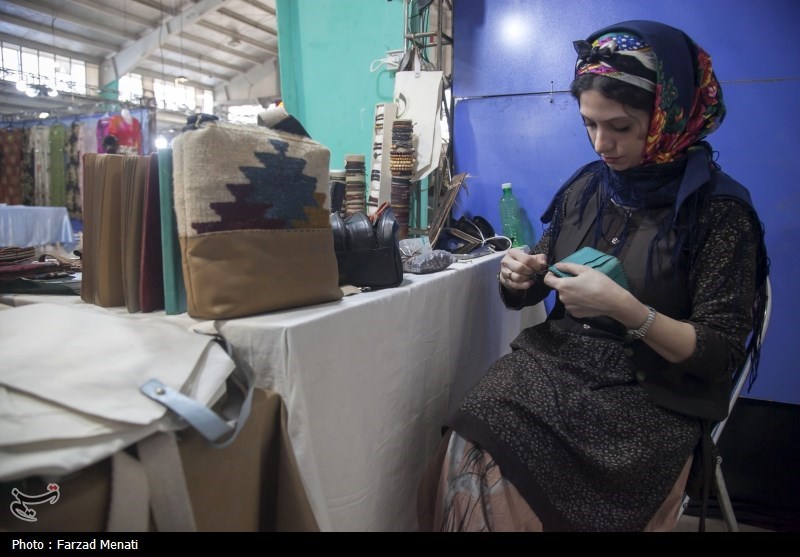نمایشگاه سراسری صنایع دستی در کرمانشاه- عکس استانها تسنیم