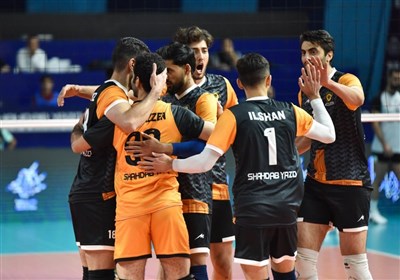 حضور ملی‌پوشان والیبال و بازیکنان شهداب در ابرکوه