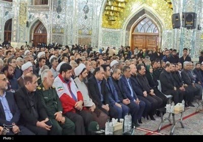 حضور مسئولان در مراسم چهلمین روز جانباختگان معدن طبس