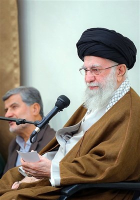 حضرت آیت‌الله خامنه‌ای رهبر انقلاب اسلامی