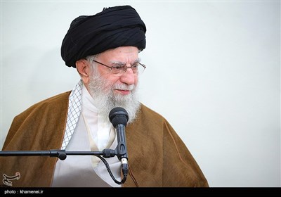 حضرت آیت‌الله خامنه‌ای رهبر انقلاب اسلامی