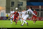 دیدار  تیم های فوتبال نساجی مازندران و مس رفسنجان