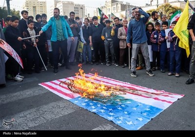 راهپیمایی 13 آبان در مشهد