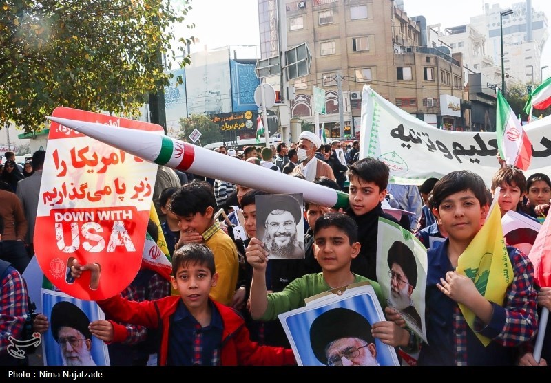 قطعنامه راهپیمایی 13 آبان: راه مقاومت ادامه دارد