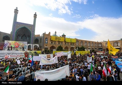 راهپیمایی 13 آبان در اصفهان