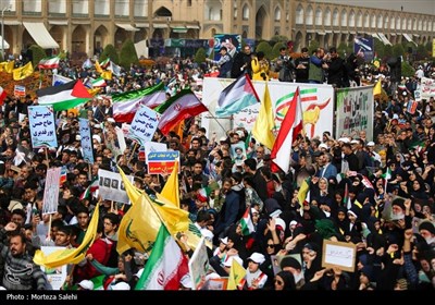 راهپیمایی 13 آبان در اصفهان