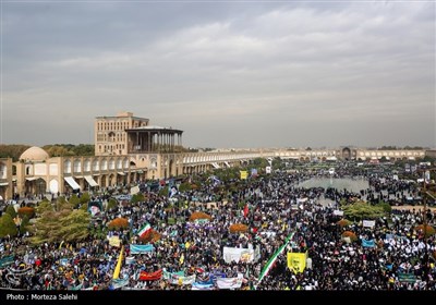 راهپیمایی 13 آبان در اصفهان