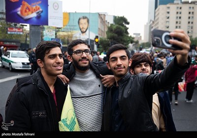 راهپیمایی 13آبان در تهران -2