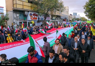 راهپیمایی 13 آبان در زنجان