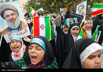 راهپیمایی 13 آبان در قم