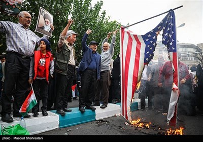 راهپیمایی 13آبان در تهران -4