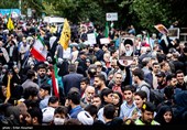 الإيرانيون يخرجون في مسيرات بمناسبة اليوم الوطني لمقارعة الاستكبار العالمي 
