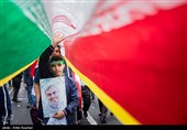 الإيرانيون يخرجون في مسيرات بمناسبة اليوم الوطني لمقارعة الاستكبار العالمي 