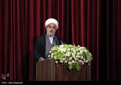 همایش کرامت انسانی و چالش های خانواده در جهان معاصر -مشهد