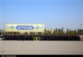 رژه 20 هزار نفری بسیجیان به مناسبت هفته بسیج در مشهد