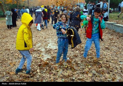 جشنواره برگریزان هگمتانه در همدان