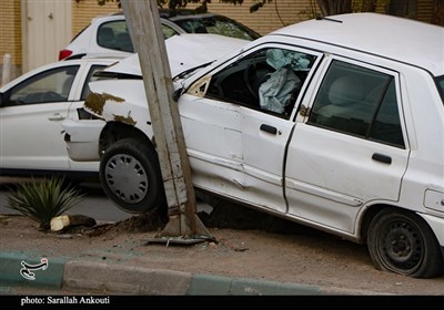 تصادف با تابلوی راهنما در کرمان