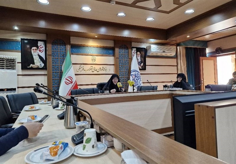 بررسی ابعاد حمایت از دانشگاه‌های اختصاصی زنان