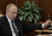 Putin Signs Law on Russia’s Federal Budget for 2025-2027