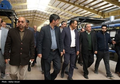 بازدید استاندار خراسان جنوبی از واحدهای تولیدی منطقه ویژه اقتصادی