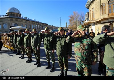 مراسم تشییع پیکر 4 شهید گمنام دفاع مقدس در همدان