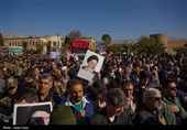 تجدید میثاق مردم شیراز با شهدای گمنام دوران دفاع مقدس